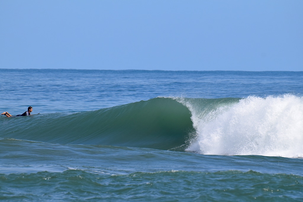 Surfing Caribe Sur
